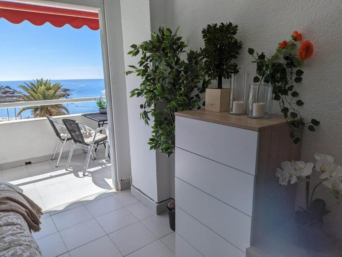Beachfront Studio Apartment Puerto Rico Puerto Rico  Buitenkant foto